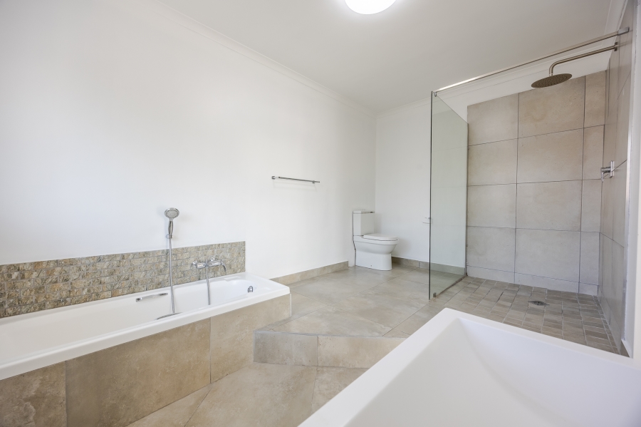 4 Bedroom Property for Sale in Belgravia Western Cape